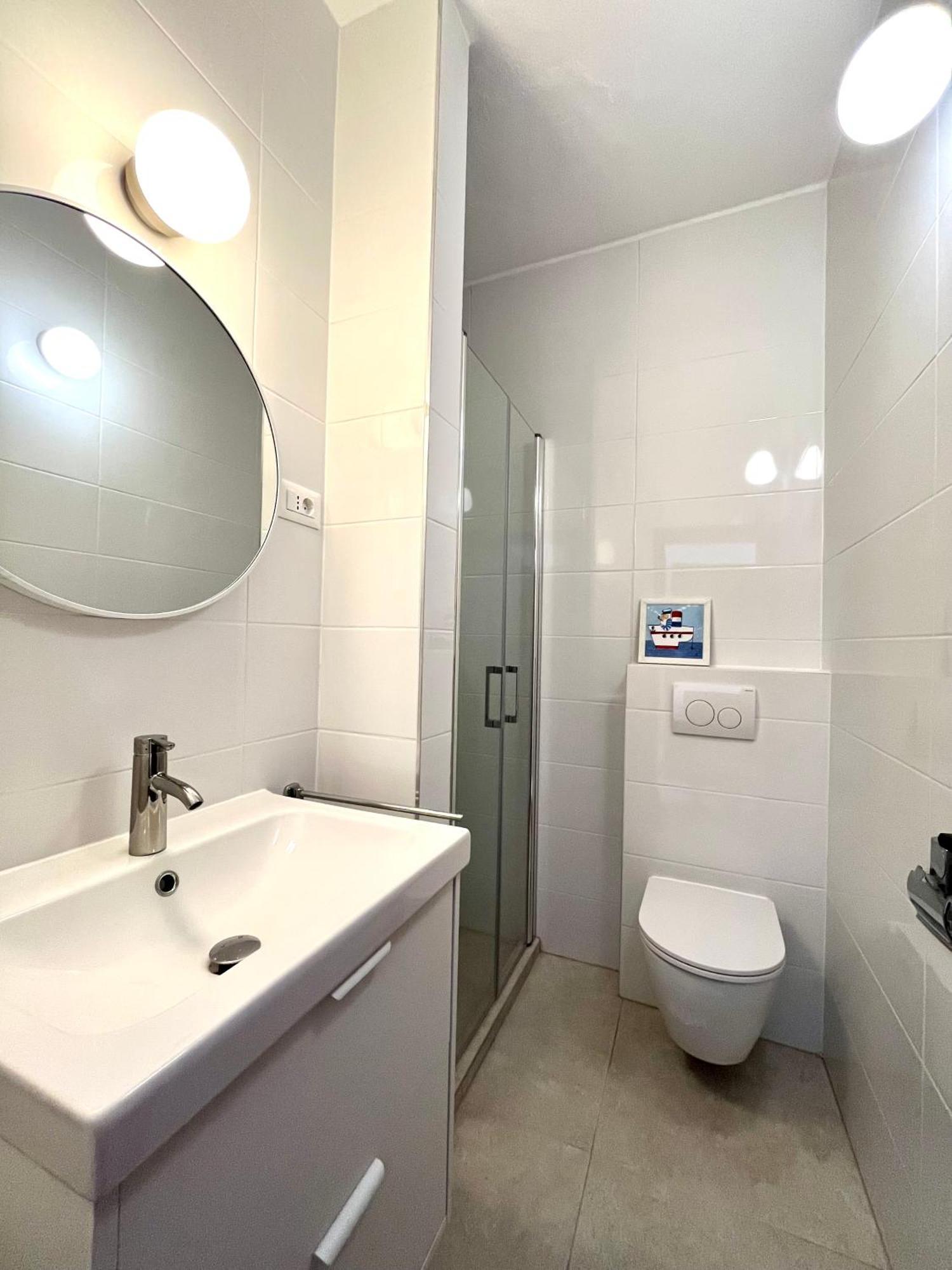 פרימוסטן Apartments Martina מראה חיצוני תמונה