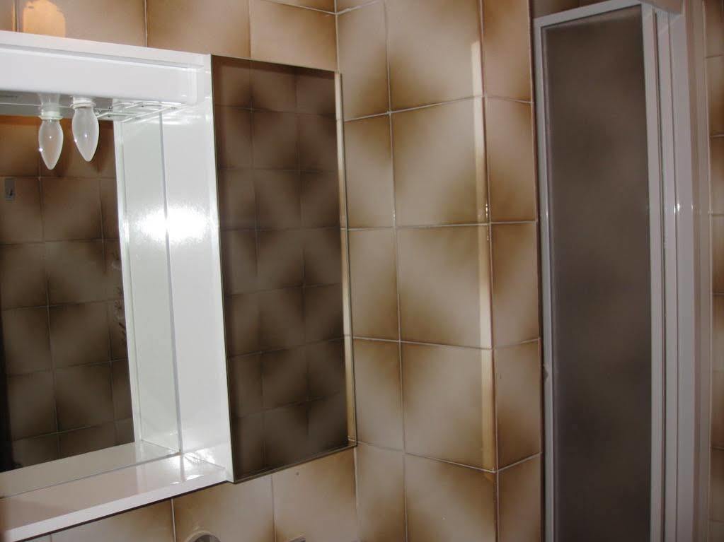 פרימוסטן Apartments Martina מראה חיצוני תמונה
