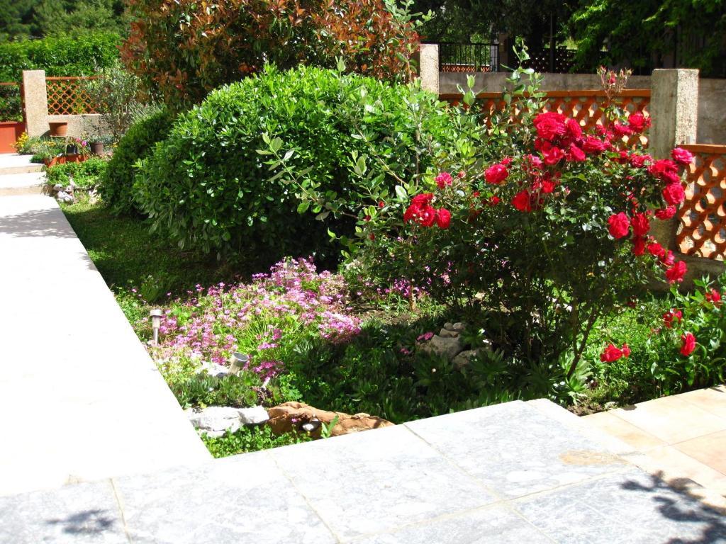 פרימוסטן Apartments Martina מראה חיצוני תמונה